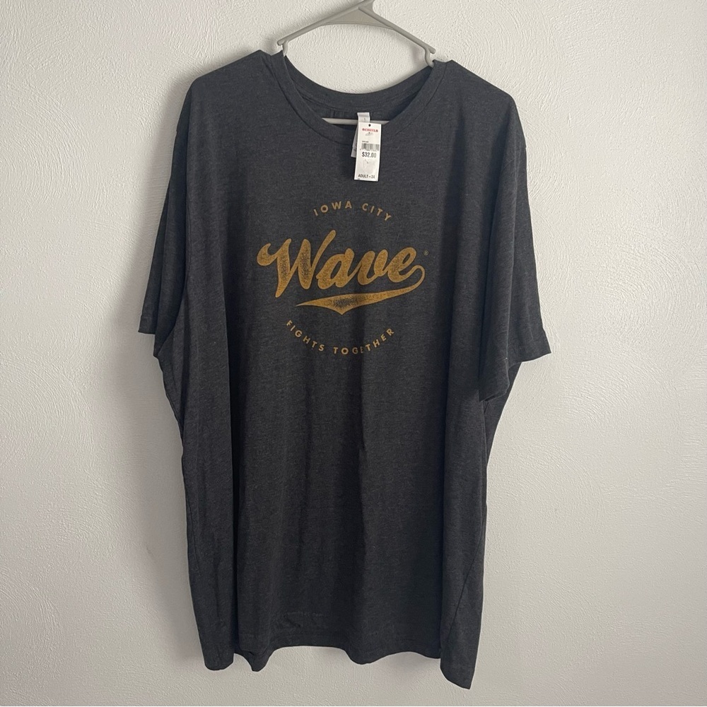 Iowa City Wave men’s Tee Charcoal Sz 3X NWT iowa Hawkeyes tradition